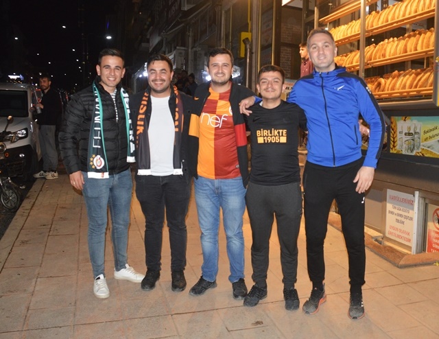 Boyabatlı Galatasaraylılar Şampiyonluk Kutlamaları