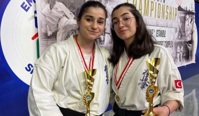 Karatede Avrupa Şampiyonu Boyabatlı