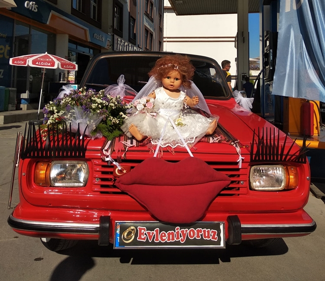 Boyabat'ta Düğünlere Nostalji Anadol Taksi Damgasını Vuruyor5