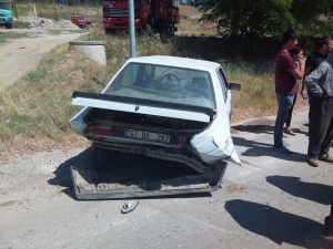 Boyabat Sanayi Kavşağında  trafik Kazası 1 Yaralı