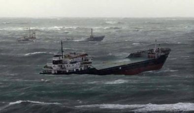 Sinop’ta Kuvvetli Rüzgar Gemileri Limana Sığınmasına Neden Oldu
