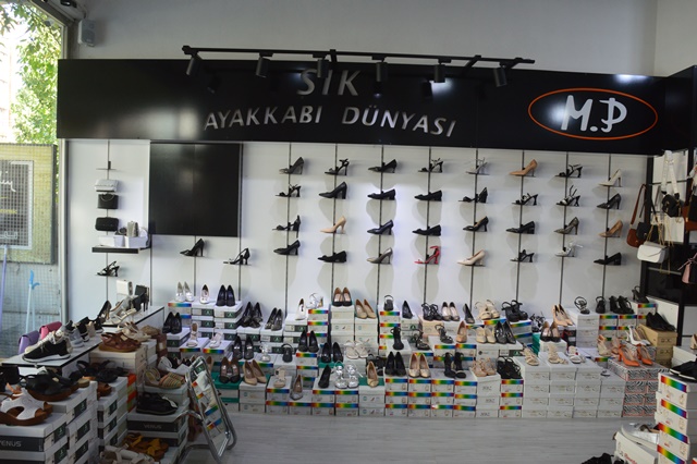 Boyabat Şık Ayakkabı Mağazasın da Öğrenciler İçin Sezona Uygun Yeni Çeşitler Gelmiştir7477