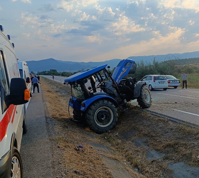 Boyabat'ta Trafik Kazası 1 Ağır Yaralı06