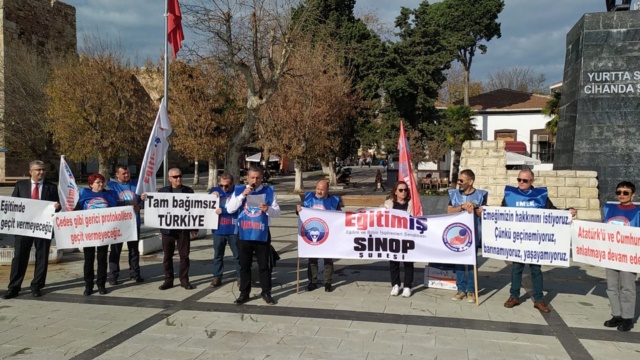 Eğitim İş Sendikası  Sinop Şubesi 24 Kasım Öğretmenler Günü Basın Açıklaması111