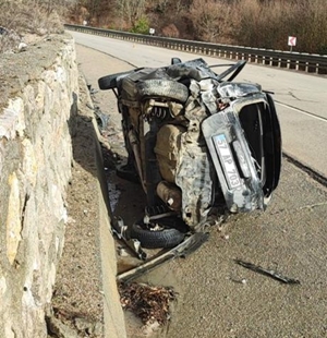 Sinop Boyabat Yolunda Trafik Kazası 2 Yaralı