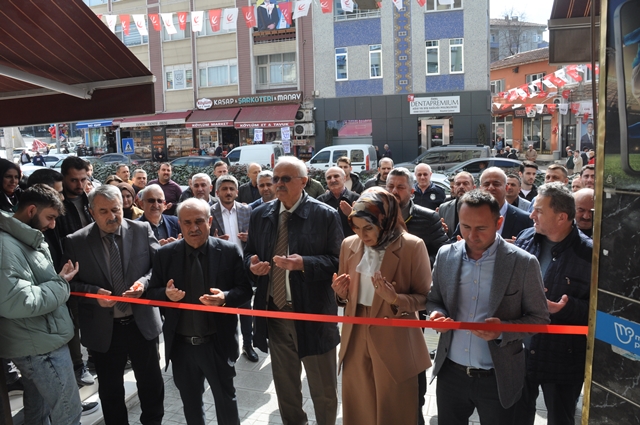 Mimar Sevgi Özdemir Irmak Mimarlık bürosunun açılışı gerçekleştirildi.12112112