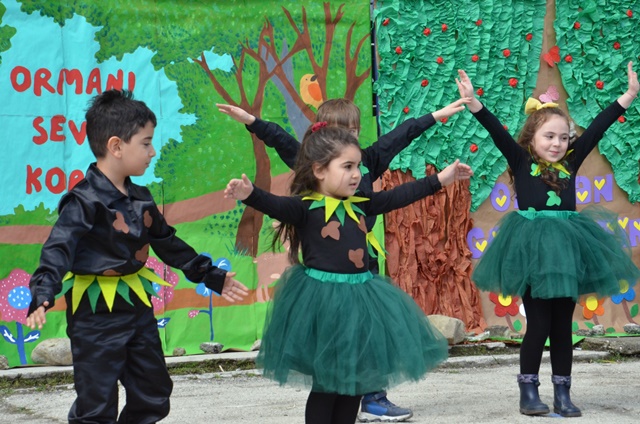 Boyabat Çattepe Köyü'nde Orman Haftası Etkinliğinde Renkli Kareler Oluştu677