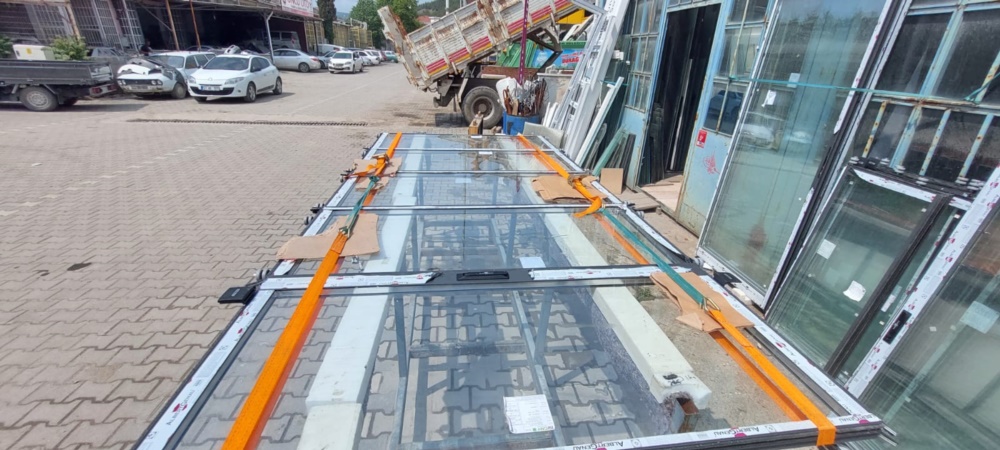 sinopta boyabat karadeniz cam imalar montaj balkon otomatik camcilar ef4cb234 1f51 478d 8870 8e99337256b0