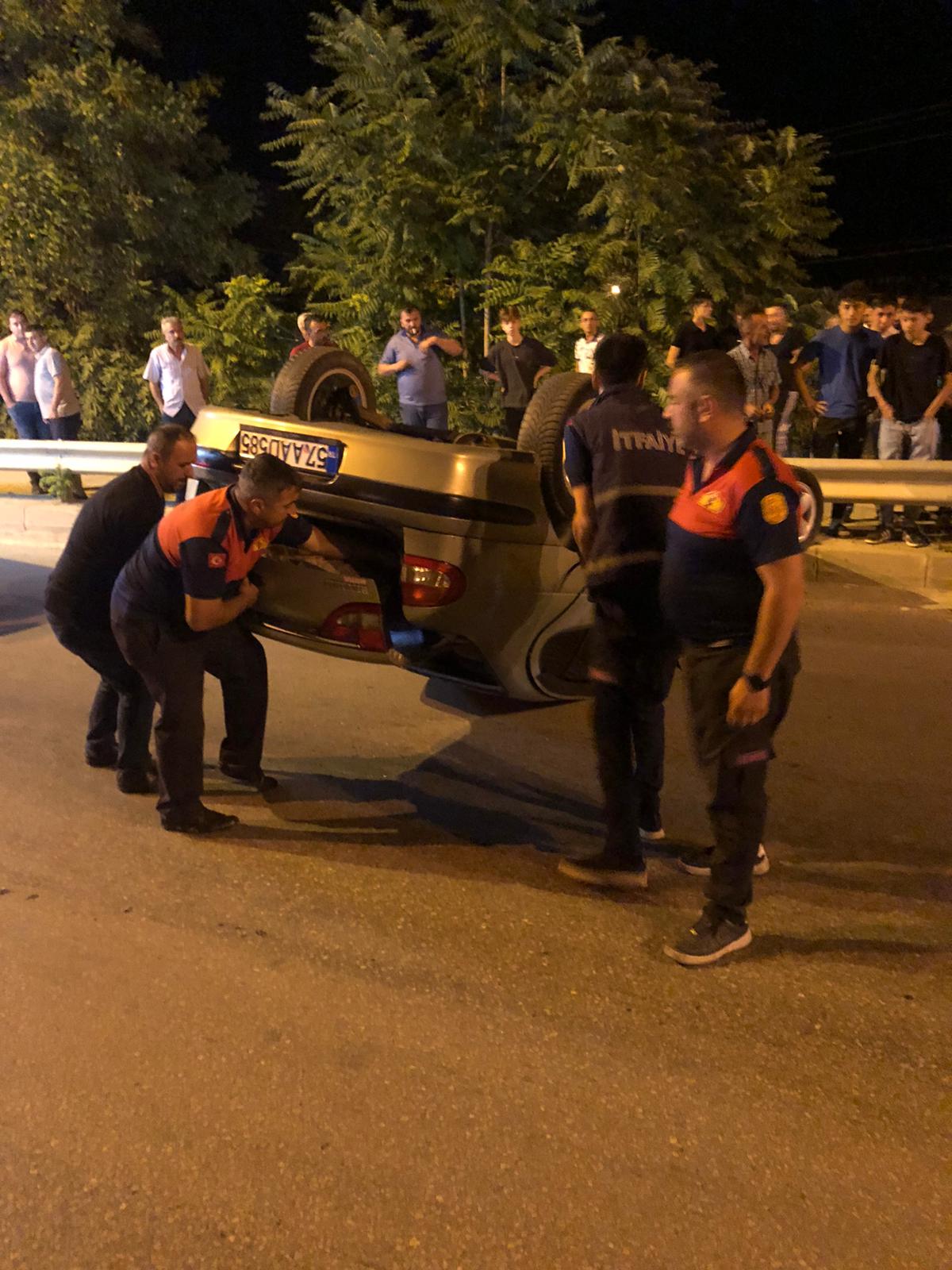 Boyabat Yeni Mahallede Trafik Kazası 2 Yaralı1