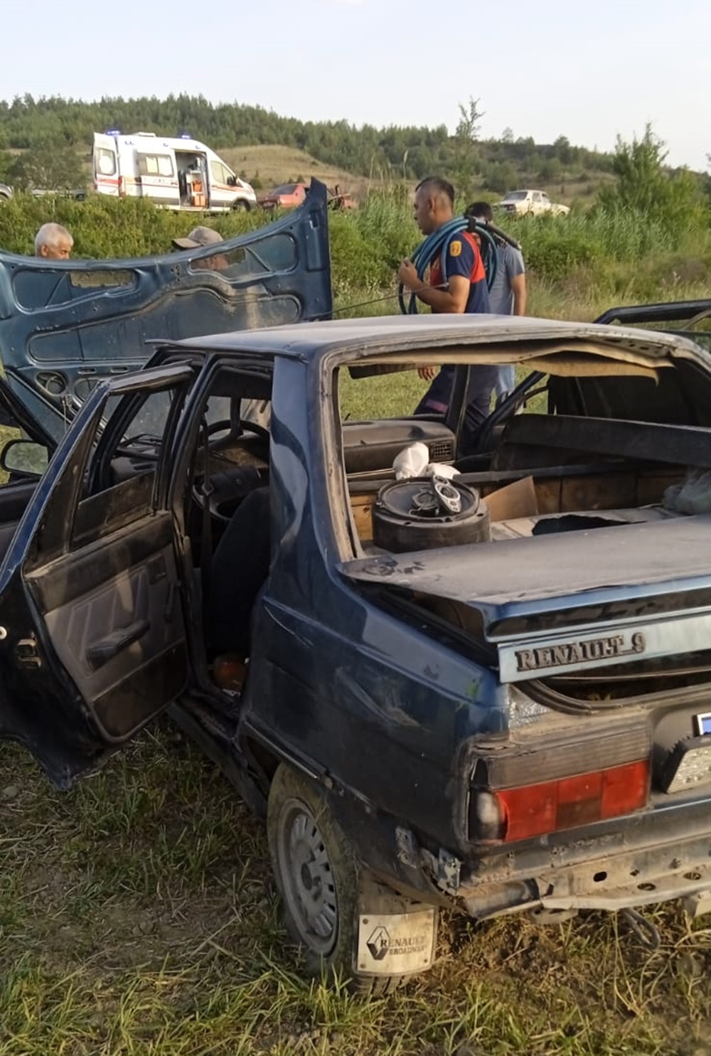 Sinop Boyabat Yolunda Trafik Kazası 4 Yaralı1414141