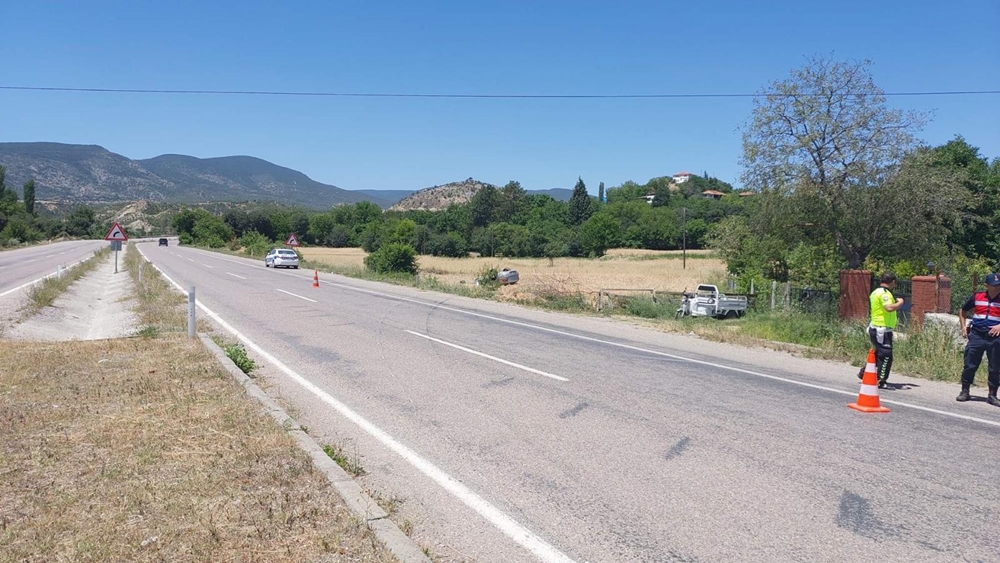 kaza56434trafik78756boyabat.jpg456