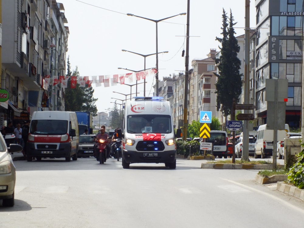 sinop boyabat sehit ender corakli trafik kazasiDSCF3485