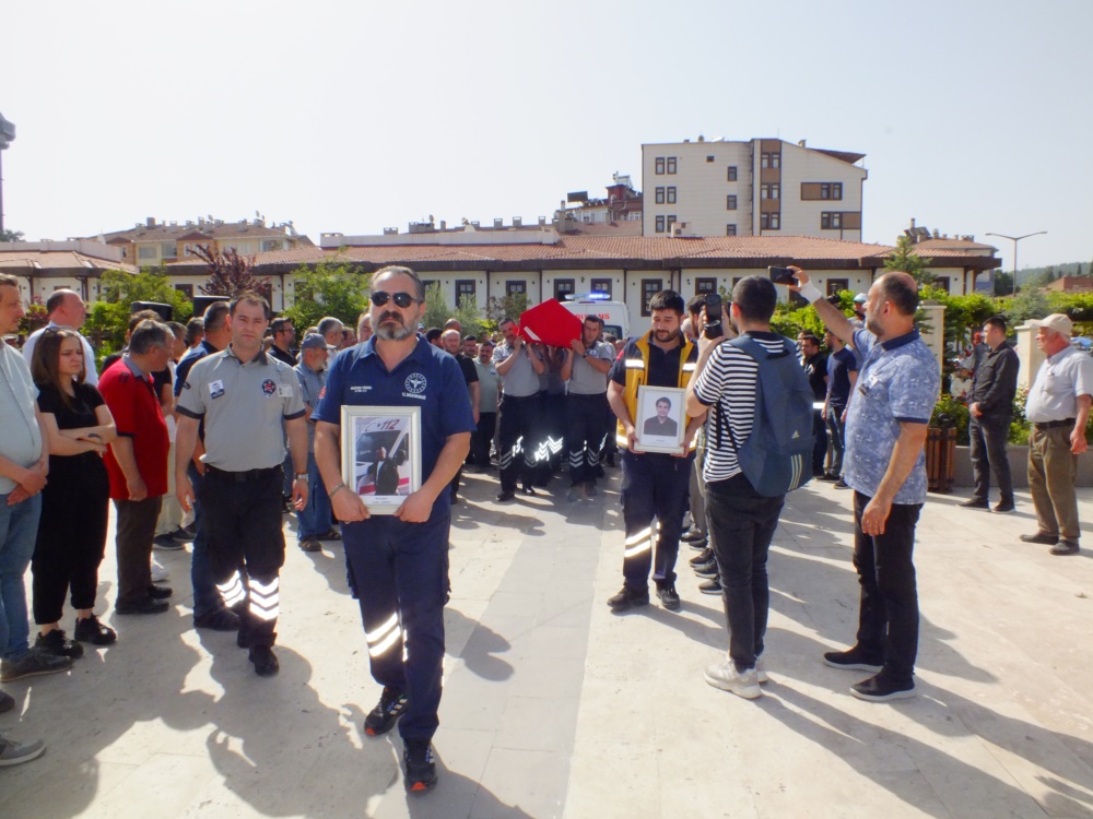 sinop boyabat sehit ender corakli trafik kazasiDSCF3519