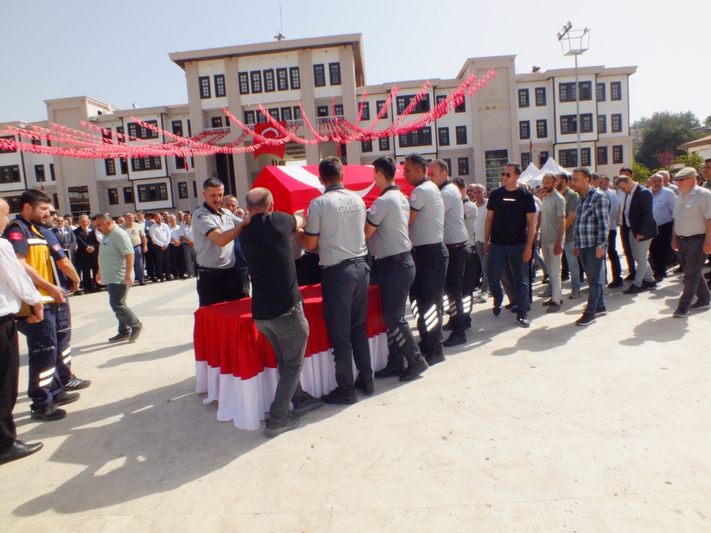 sinop boyabat sehit ender corakli trafik kazasiDSCF3525