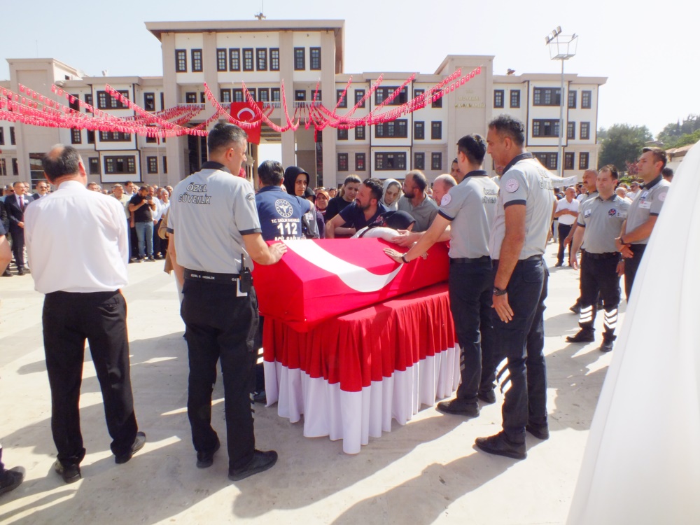 sinop boyabat sehit ender corakli trafik kazasiDSCF3527