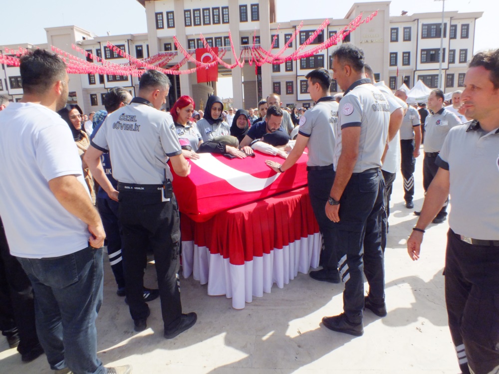 sinop boyabat sehit ender corakli trafik kazasiDSCF3532