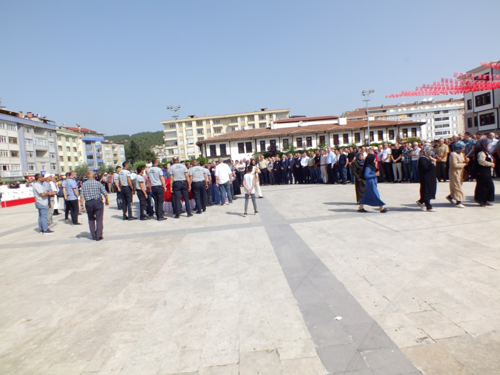 sinop boyabat sehit ender corakli trafik kazasiDSCF3538