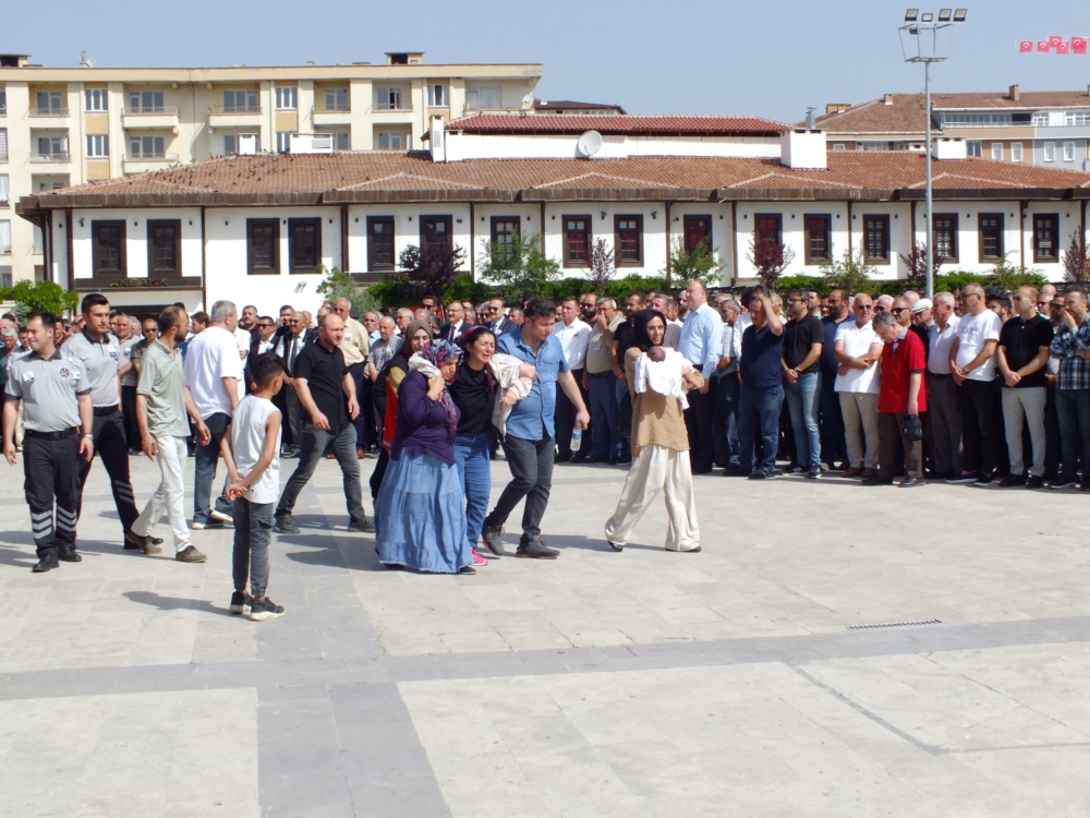 sinop boyabat sehit ender corakli trafik kazasiDSCF3539