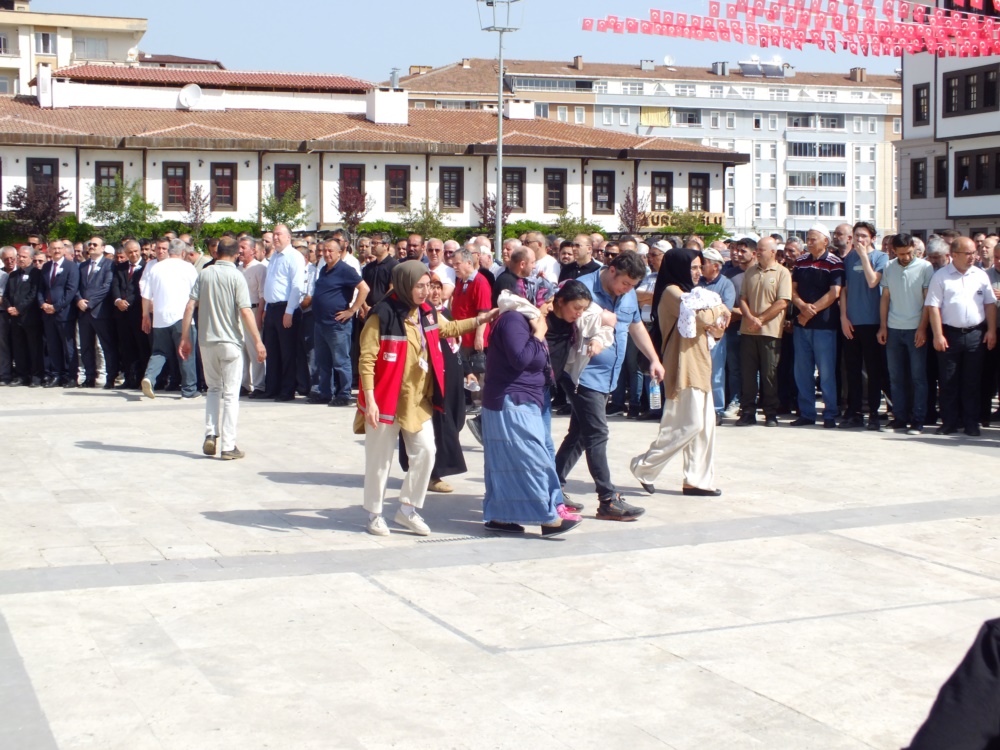 sinop boyabat sehit ender corakli trafik kazasiDSCF3541