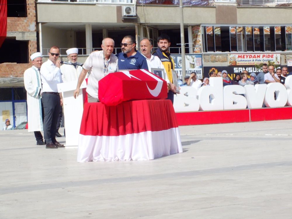 sinop boyabat sehit ender corakli trafik kazasiDSCF3542