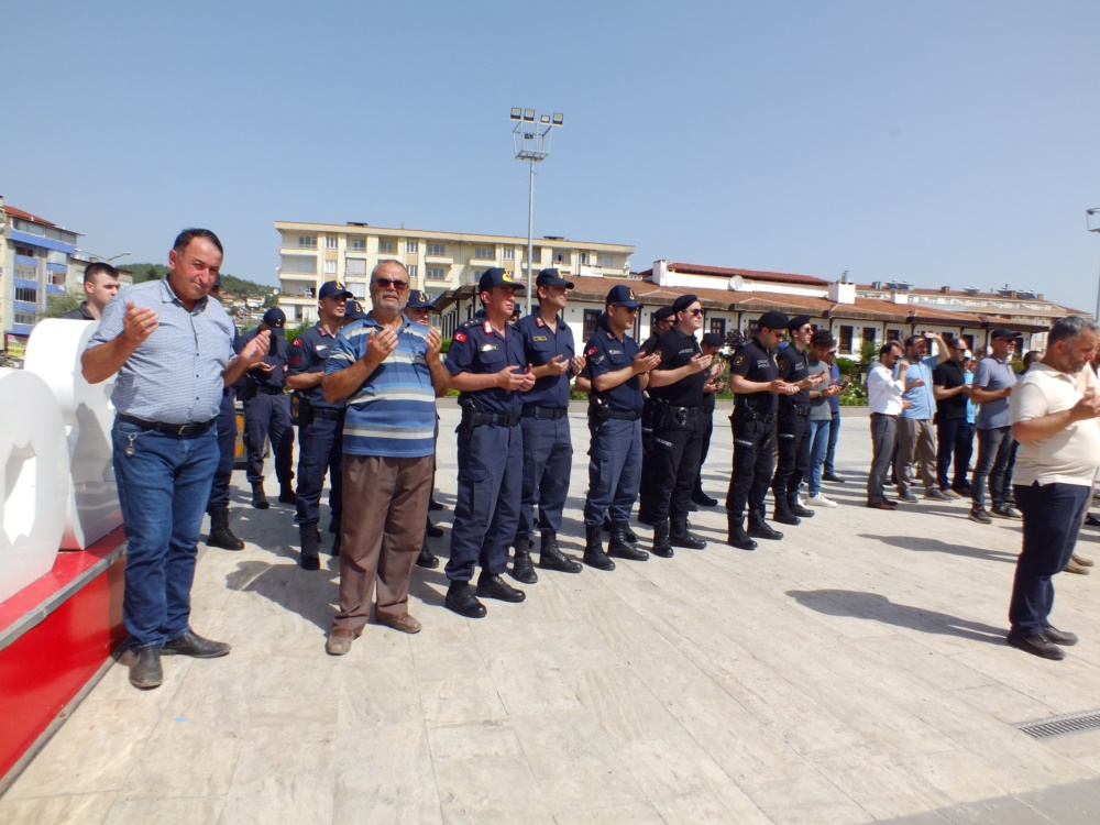 sinop boyabat sehit ender corakli trafik kazasiDSCF3576