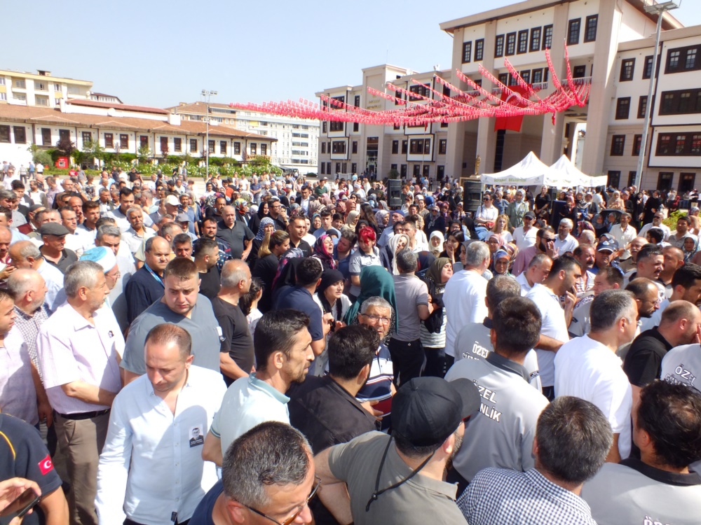 sinop boyabat sehit ender corakli trafik kazasiDSCF3580