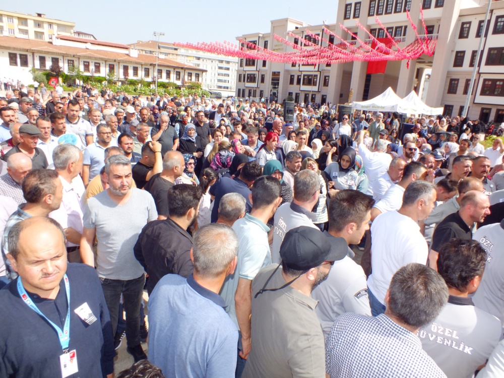 sinop boyabat sehit ender corakli trafik kazasiDSCF3581