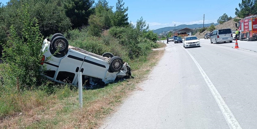 trafik kazasi boyabat duragan arasi 3yarali haberleri54