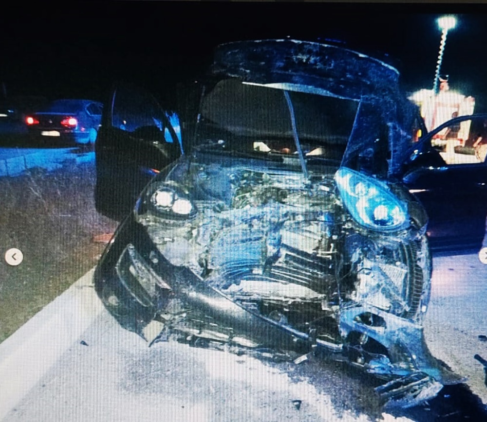 6d42877b bf95 4383 b669 cd33074e3246