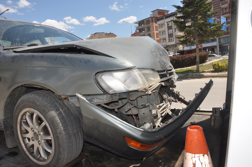 Boyabat'taki Kontrolsüz Kaza Kavşağında Kazalar Bitmiyor89