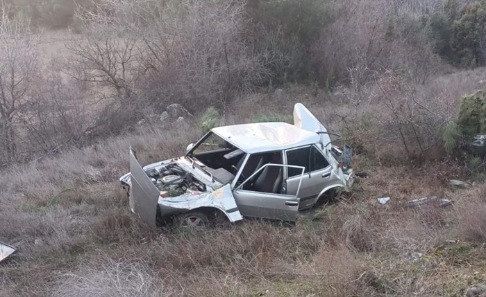 Boyabat Yabanlı Köyü Mevkii'nde Trafik Kazası: İki Yaralı99