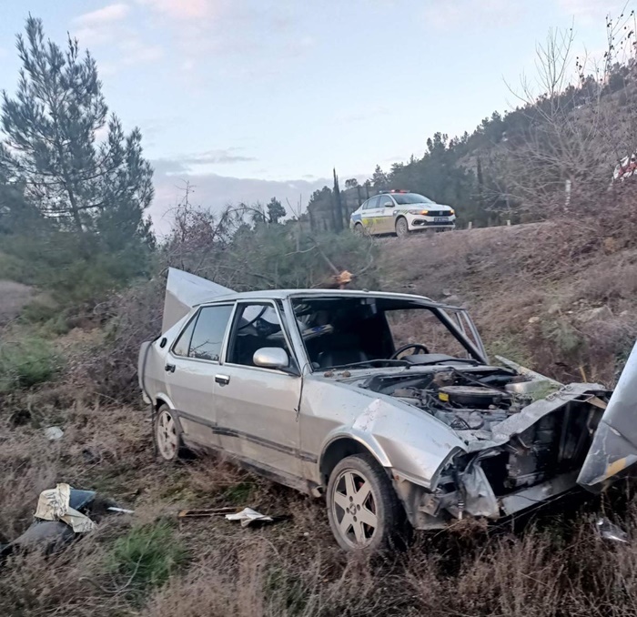 Boyabat Yabanlı Köyü Mevkii'nde Trafik Kazası: İki Yaralı999