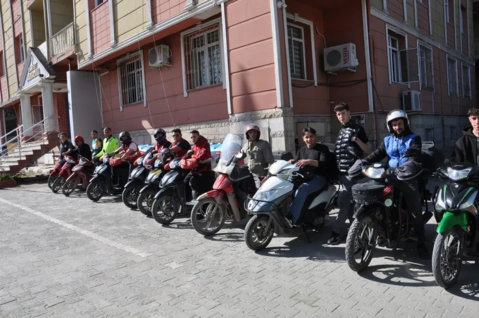 Motosiklet Sürücülerine Hayat Kurtaran Eğitim 13 Motosiklet Sürücülerine Hayat Kurtaran Eğitim22