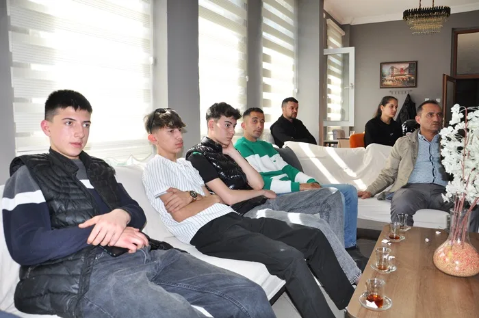 Motosiklet Sürücülerine Hayat Kurtaran Eğitim 5 boyabat guvenli motosiklet surucu egitimi trafik polisi egitimi