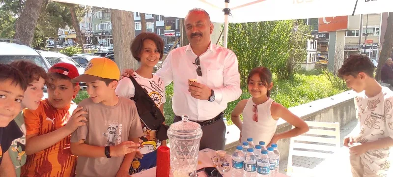 Boyabatli Miniklerden LOSEV Umut Dolu Limonata Destegi haberleri haberid6bbd049 0e5a 4179 8a76 d33fee9b333e