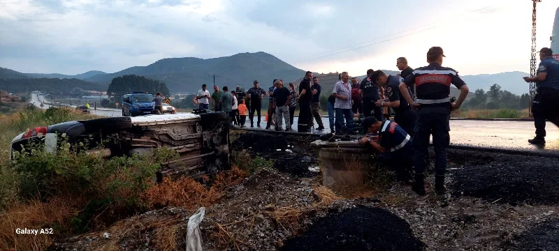 Boyabat'ta trafik Kazası 3 Yaralı7