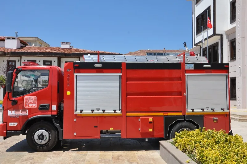 Boyabat Belediyesi'ne Uzun Yıllar Sonra Yeni İtfaiye Aracı Takviyesi!1010