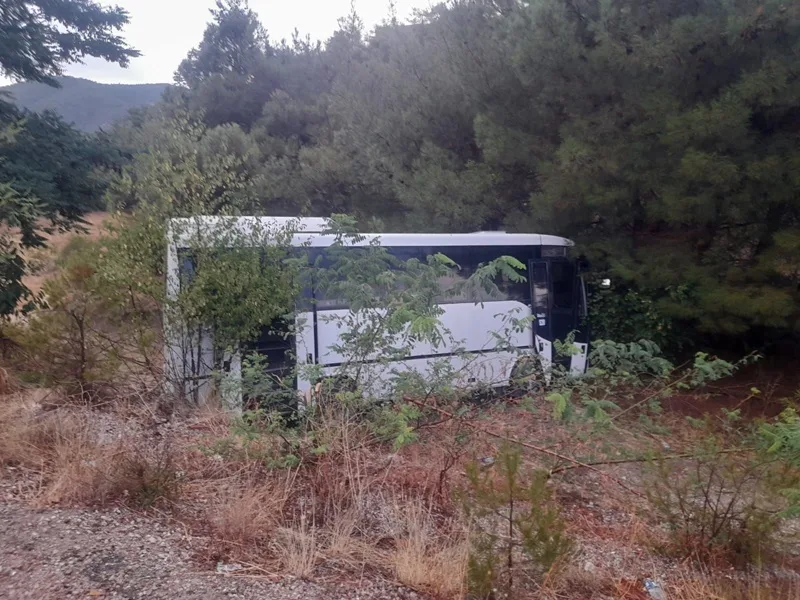  Servis Minibüsü Kazası: 5 Yaralı