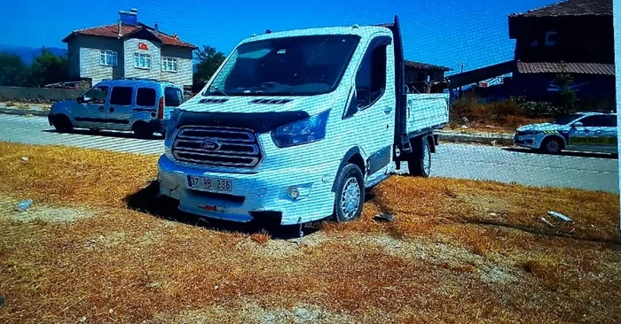 Boyabat'ta Trafik Kazası Bir Kişi Yaralandı 3 Boyabat'ta Trafik Kazası Bir Kişi Yaralandı112