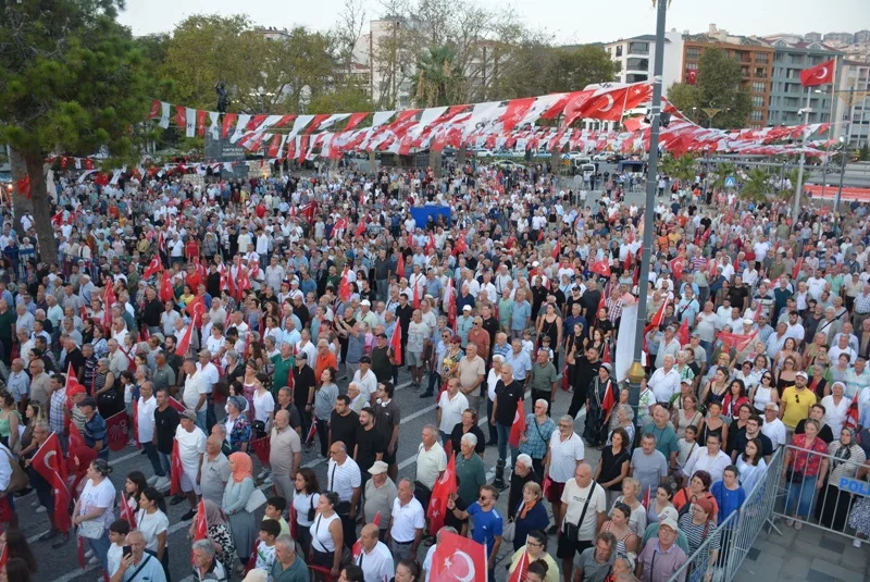 CHP GENEL BAŞKANI ÖZGÜR ÖZEL SİNOP'TA "MİLLET İRADESİNE SAHİP ÇIKIYOR" MİTİNGİNE KATILDI88