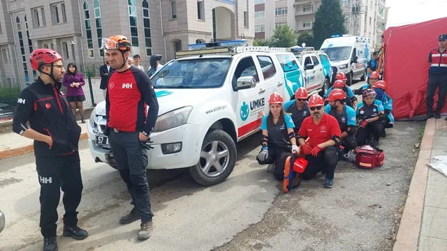 Boyabat'ta Nefes Kesen Deprem Tatbikatı: Gerçeğini Aratmadı!108