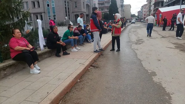 Boyabat'ta Nefes Kesen Deprem Tatbikatı: Gerçeğini Aratmadı!1236