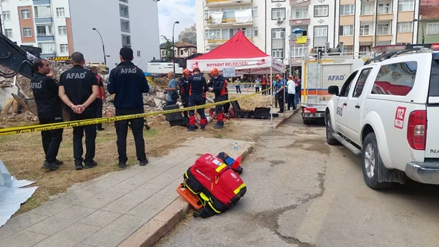 Boyabat'ta Nefes Kesen Deprem Tatbikatı: Gerçeğini Aratmadı!3021