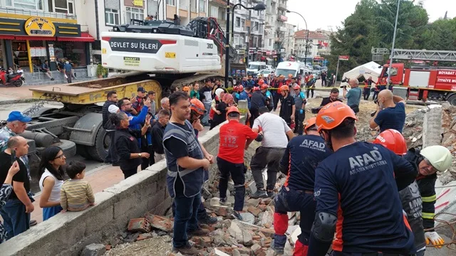 Boyabat'ta Nefes Kesen Deprem Tatbikatı: Gerçeğini Aratmadı!102
