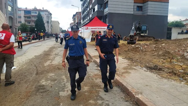 Boyabat'ta Nefes Kesen Deprem Tatbikatı: Gerçeğini Aratmadı!10120