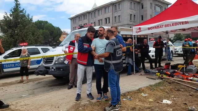 Boyabat'ta Nefes Kesen Deprem Tatbikatı: Gerçeğini Aratmadı!4