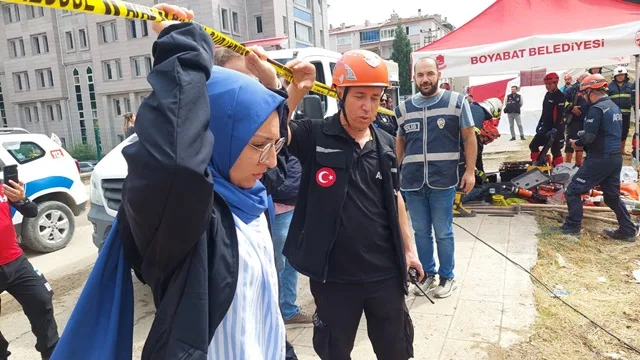 Boyabat'ta Nefes Kesen Deprem Tatbikatı: Gerçeğini Aratmadı!2