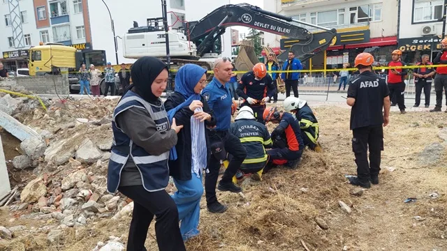 Boyabat'ta Nefes Kesen Deprem Tatbikatı: Gerçeğini Aratmadı!415236