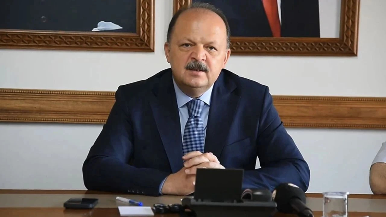 Kastamonu Valisi Meftun Dallı’nın Annesi Şehri Dallı 94 Yaşında Vefat Etti