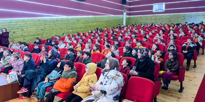 Bora Geri Donusum Yolunda Tiyatro Projesinin Ikincisi sinop boyabat45478